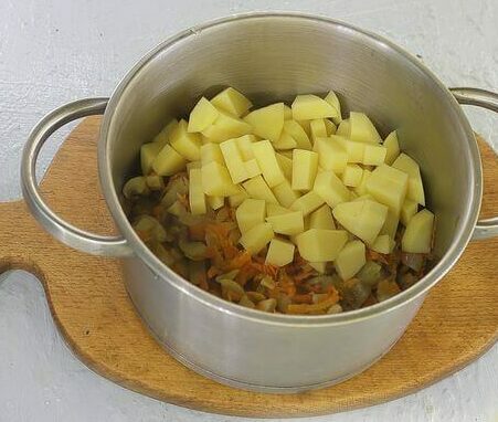 Суп с шампиньонами